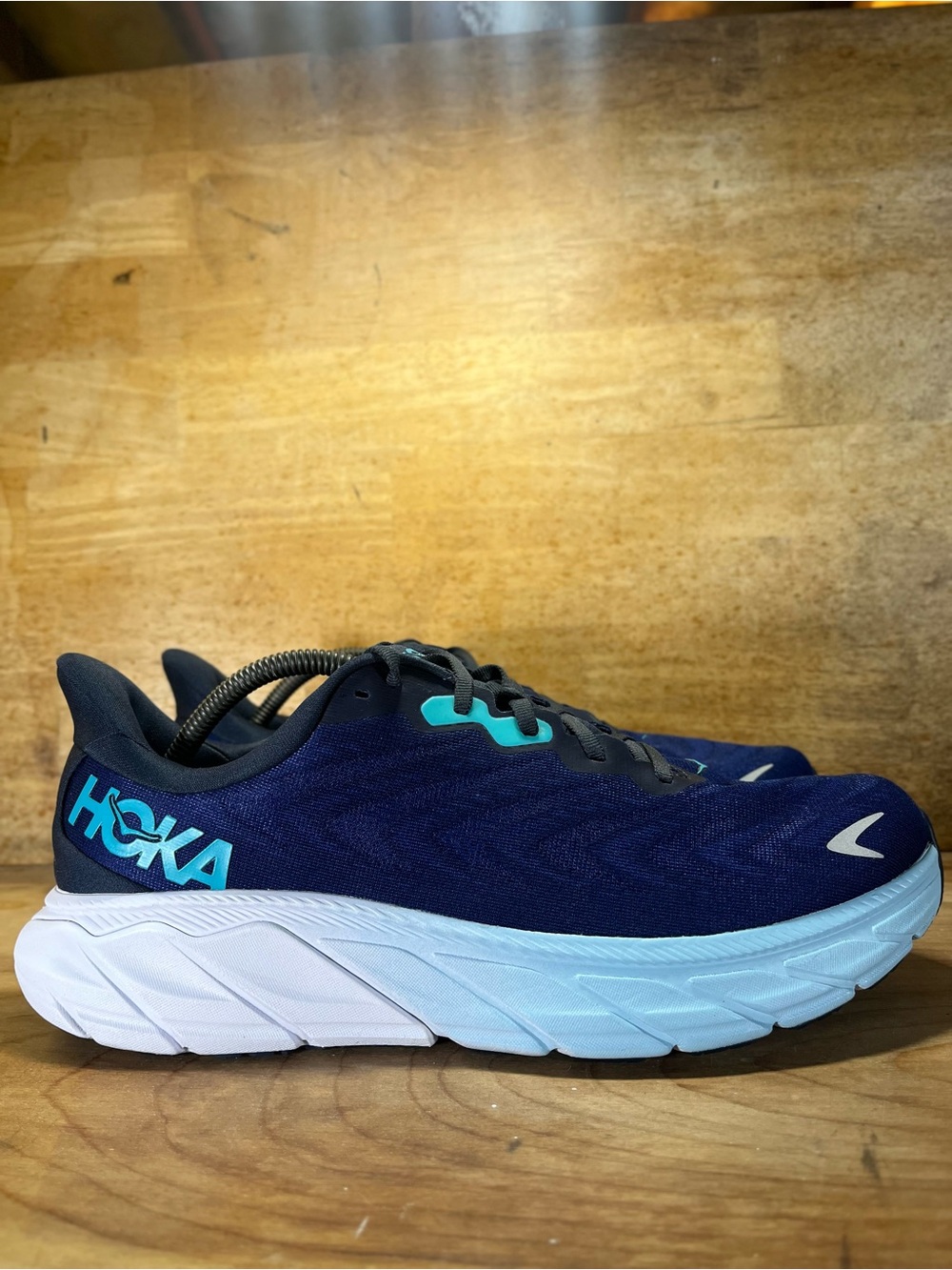 Hoka One One Arahi 6 REFLECTIVE Mens Size 11 (D) Running Shoes Sneakers Blue
